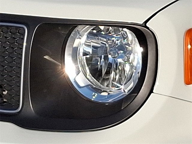 Used 2023 Jeep Renegade Latitude image 9