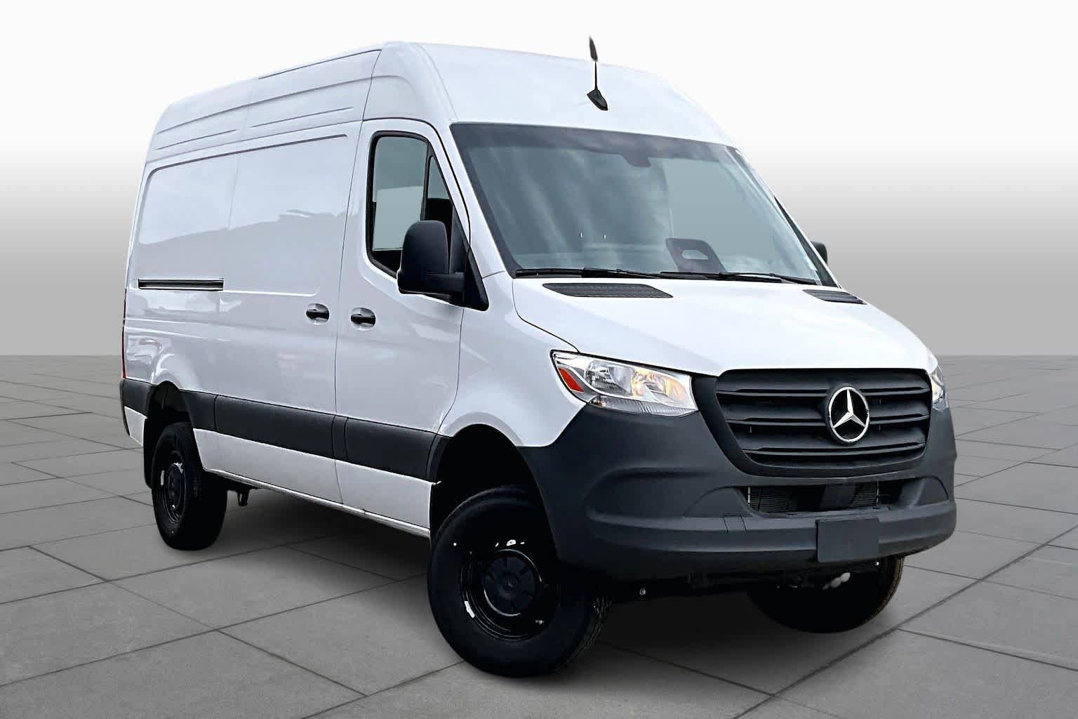 New 2025 Mercedes-Benz Sprinter 2500 image 2