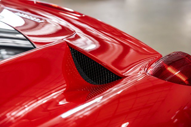 Used 2010 Ferrari 458 Italia Coupe RWD image 18