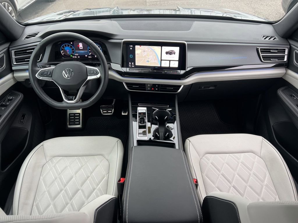 Used 2025 Volkswagen Atlas Cross Sport SEL Premium R-Line image 26