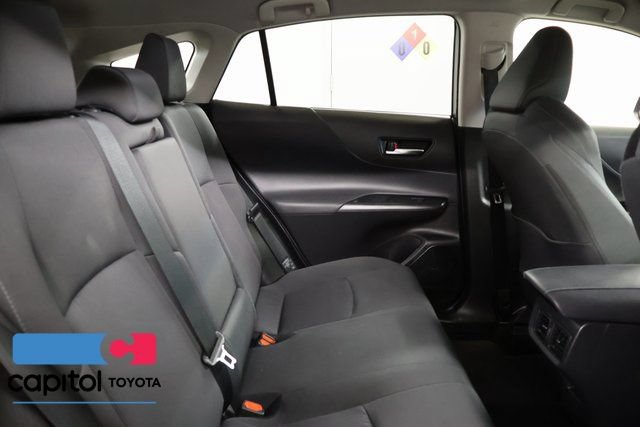Certified 2021 Toyota Venza LE w/ Carpet Mat Package (TMS) AWD/4WD image 28