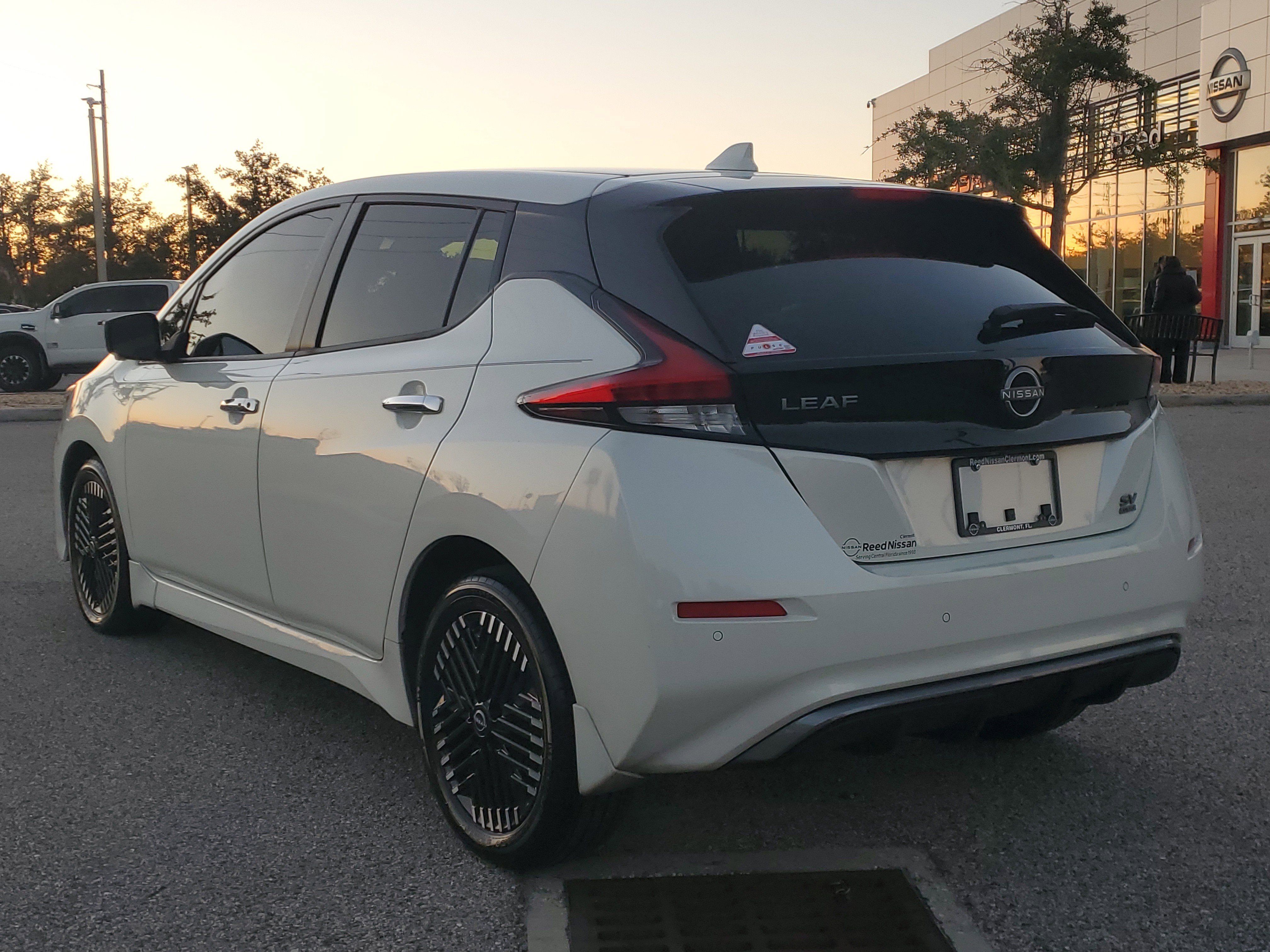 Certified 2024 Nissan Leaf SV Plus image 4