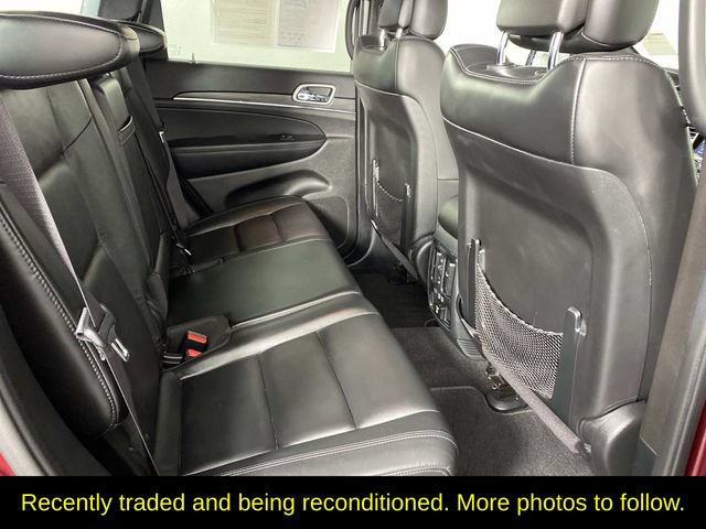Used 2020 Jeep Grand Cherokee Limited AWD/4WD image 12
