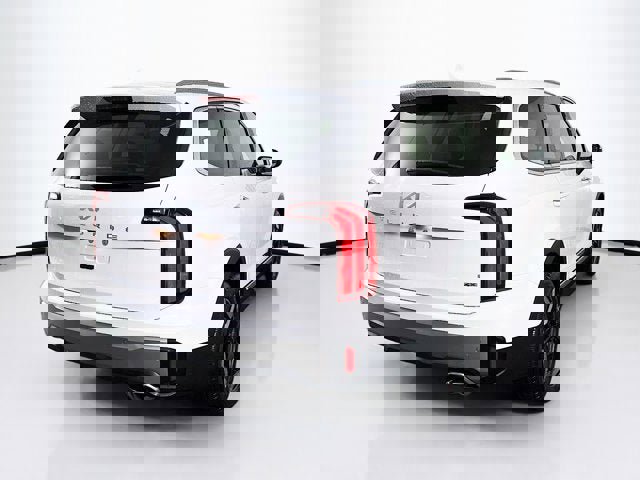 New 2025 Kia Telluride S image 5