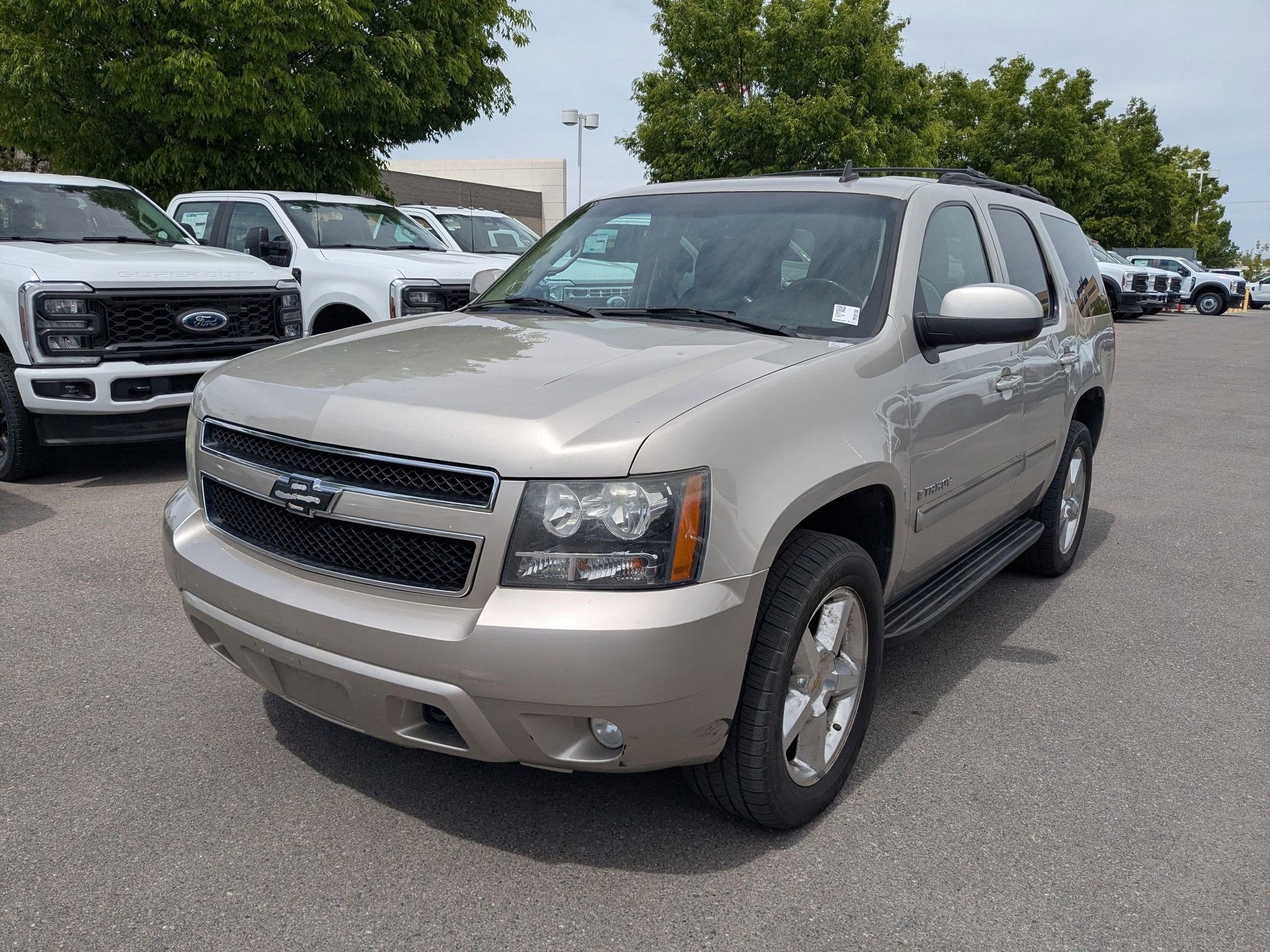 Used 2007 Chevrolet Tahoe LTZ w/ LTZ Preferred Equipment Group AWD/4WD image 10