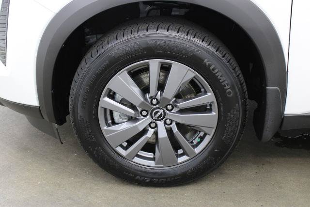Certified 2026 Nissan Pathfinder SV FWD image 28