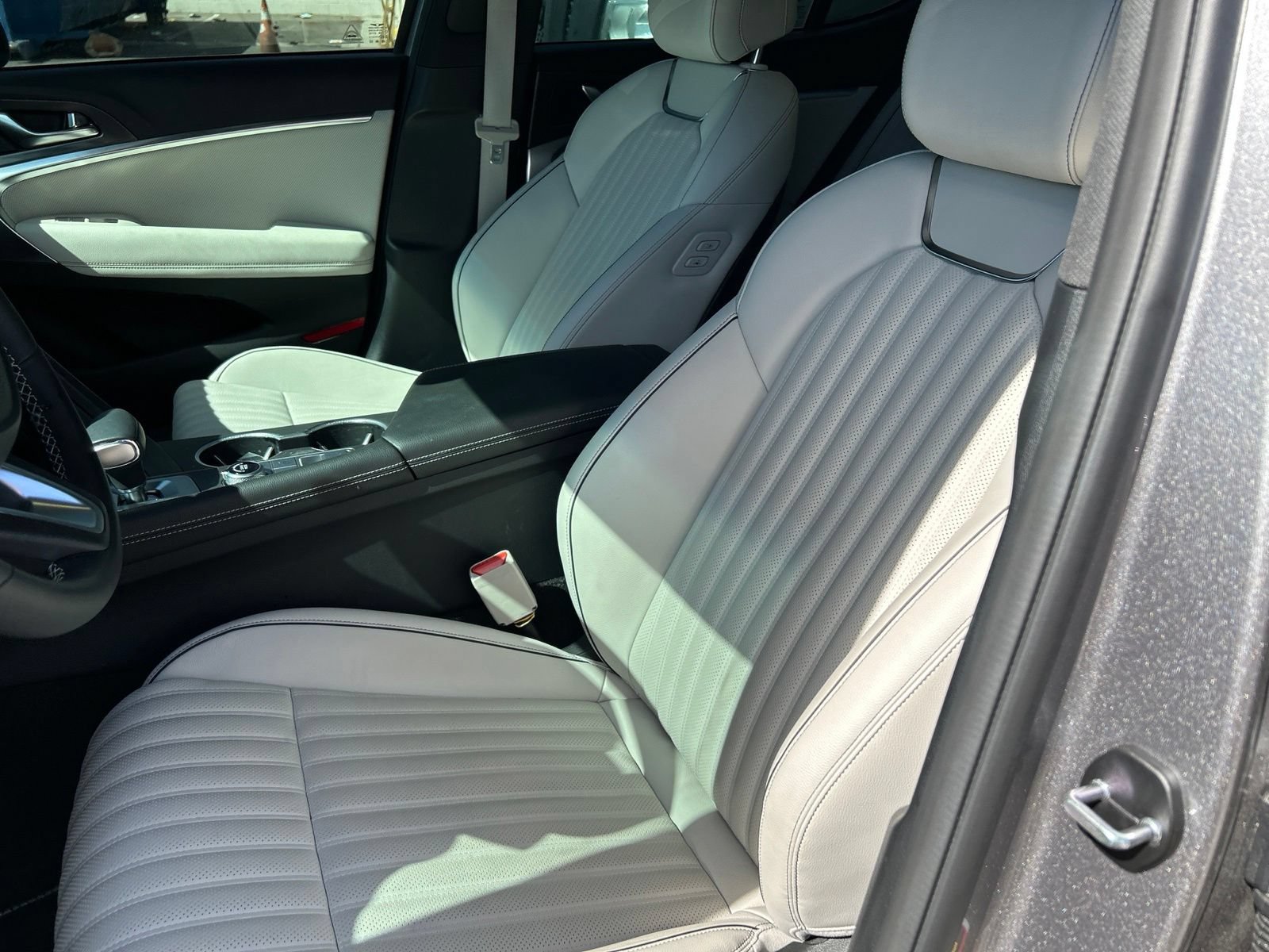 Certified 2026 Genesis G70 3.3T Sport Prestige RWD image 5
