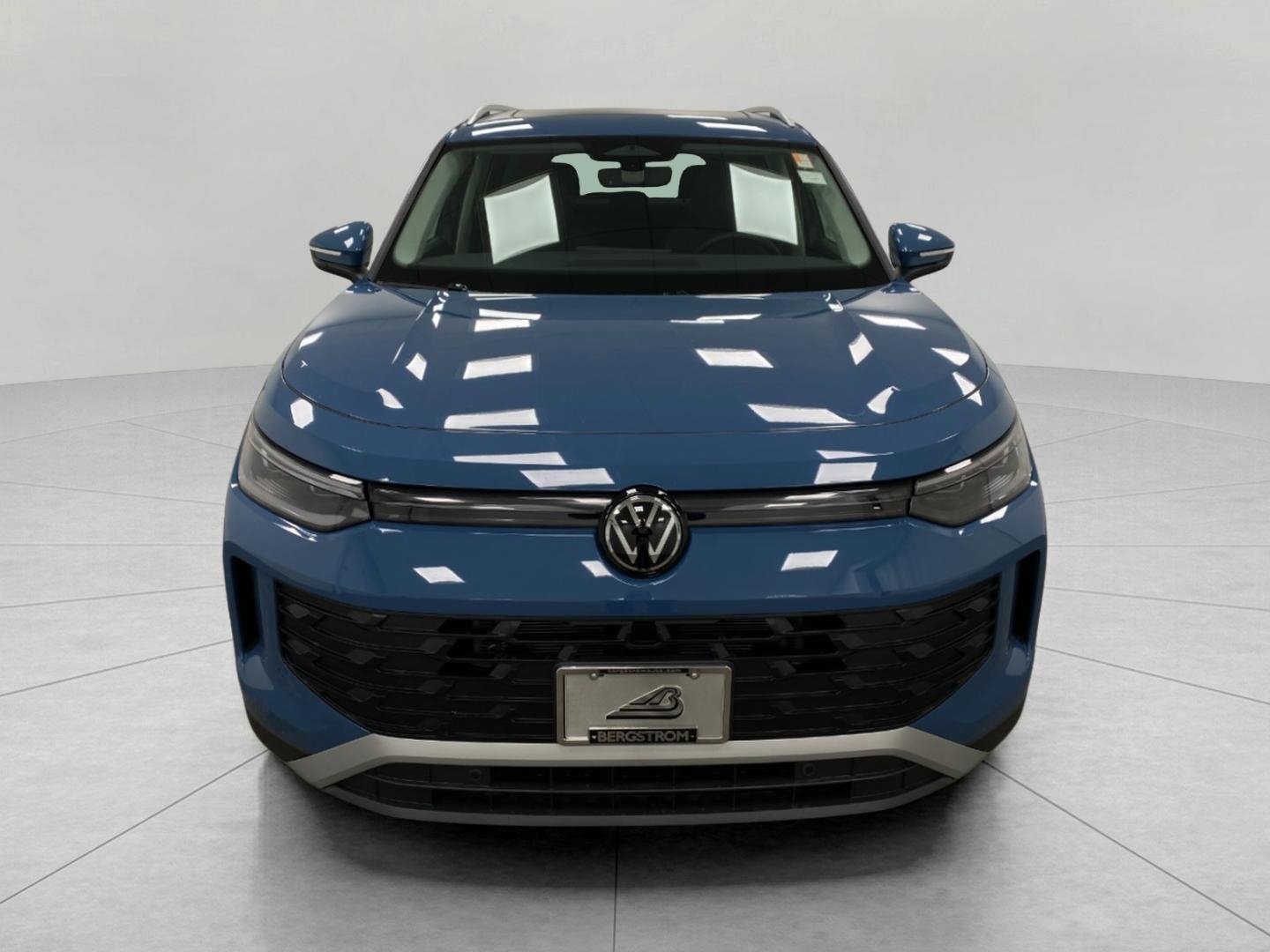 New 2026 Volkswagen Tiguan SE image 10