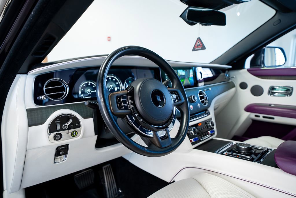 Used 2022 Rolls-Royce Ghost w/ Ghost Package AWD/4WD image 22