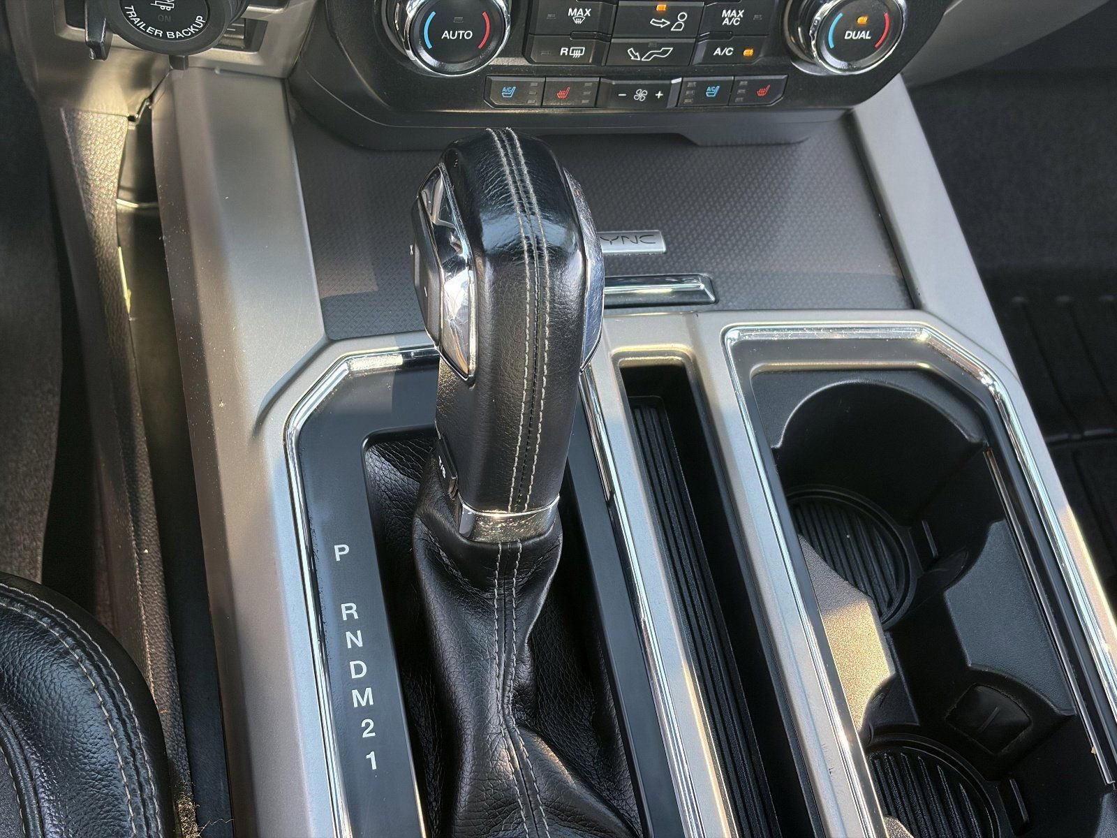 Used 2016 Ford F150 Lariat image 31