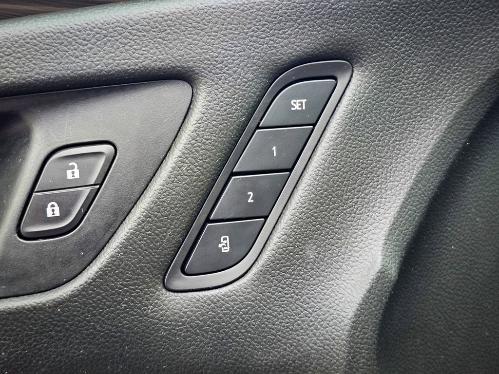 Used 2020 Buick Envision Premium AWD/4WD image 10
