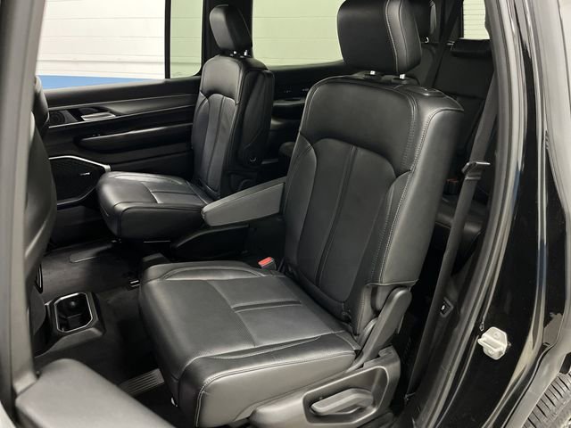 Used 2024 Jeep Wagoneer Series II image 31