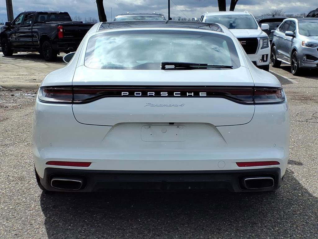 Used 2023 Porsche Panamera 4 image 4
