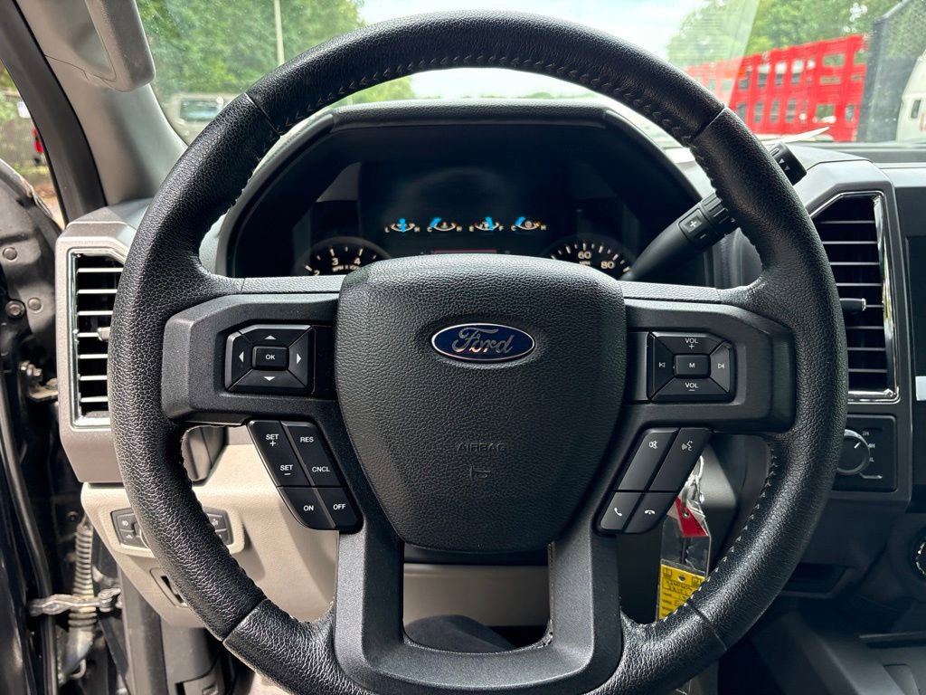 Used 2015 Ford F150 XLT w/ Equipment Group 302A Luxury AWD/4WD image 21
