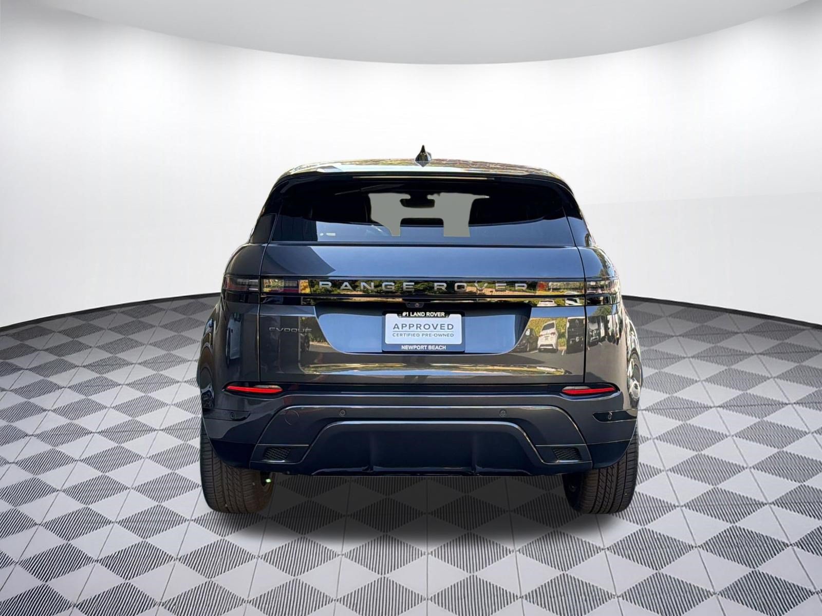 Certified 2026 Land Rover Range Rover Evoque Dynamic SE AWD/4WD image 10