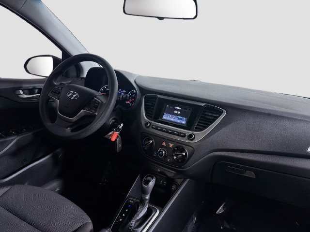 Used 2018 Hyundai Accent SE FWD image 28