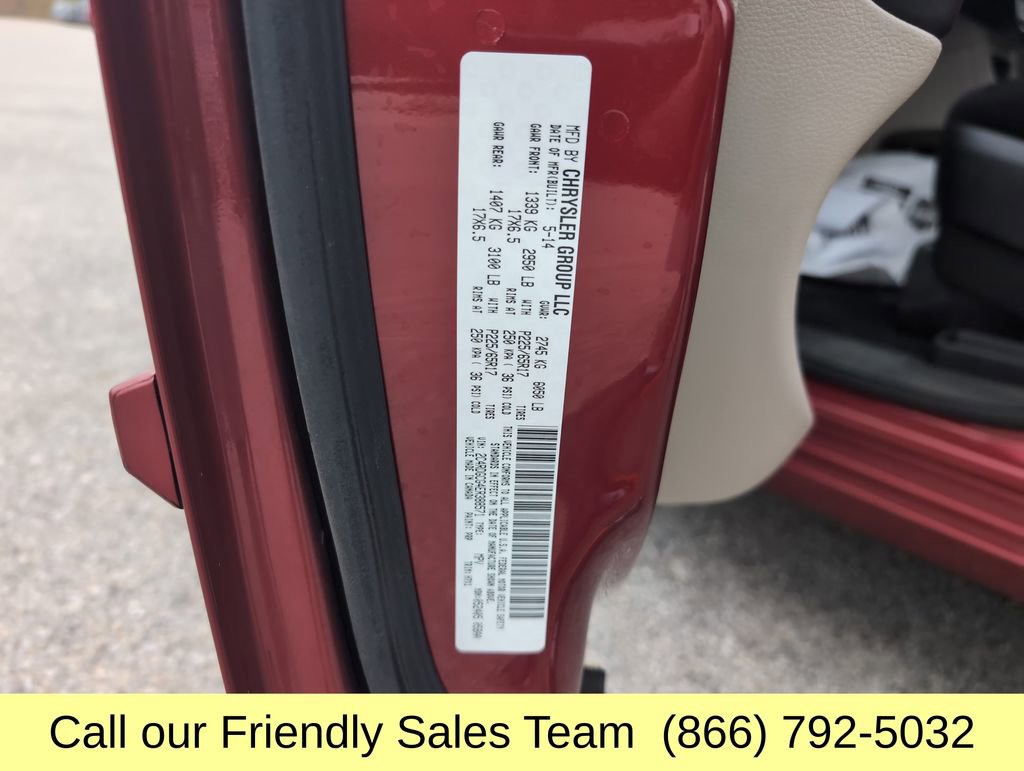 Used 2014 Dodge Grand Caravan SXT w/ Rear Park Assist Package image 28