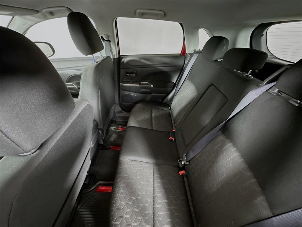 Used 2020 Mitsubishi Outlander Sport AWD image 4