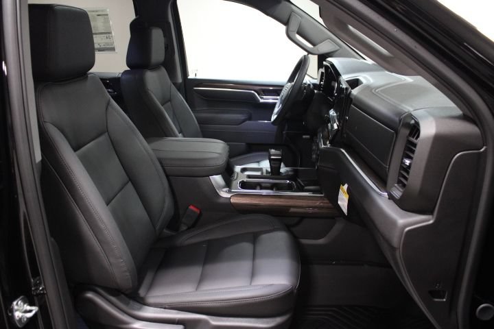 New 2026 Chevrolet Silverado 1500 LT Trail Boss w/ LT Trail Boss Premium Package AWD/4WD image 24