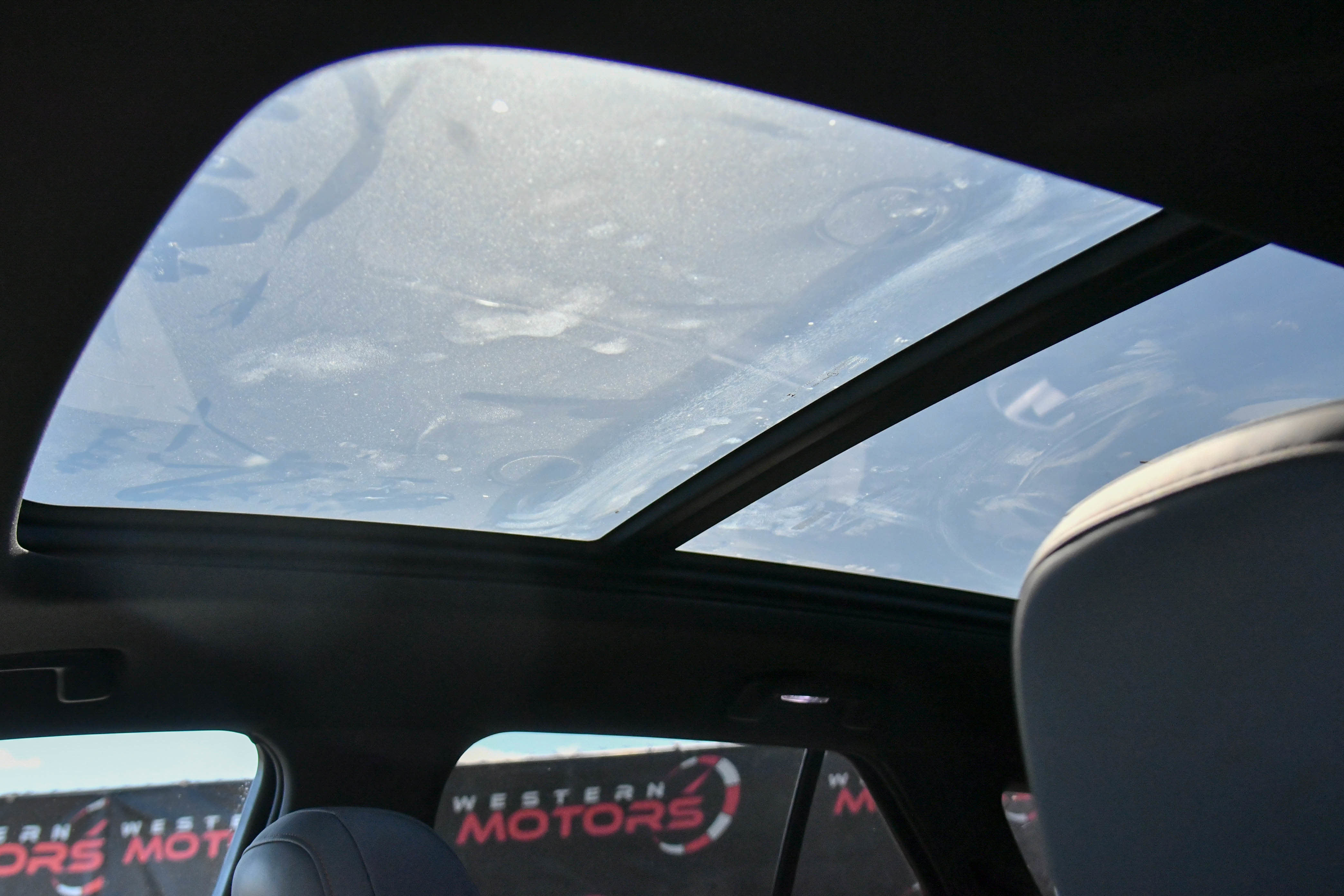 Used 2024 Honda Prologue Touring image 37