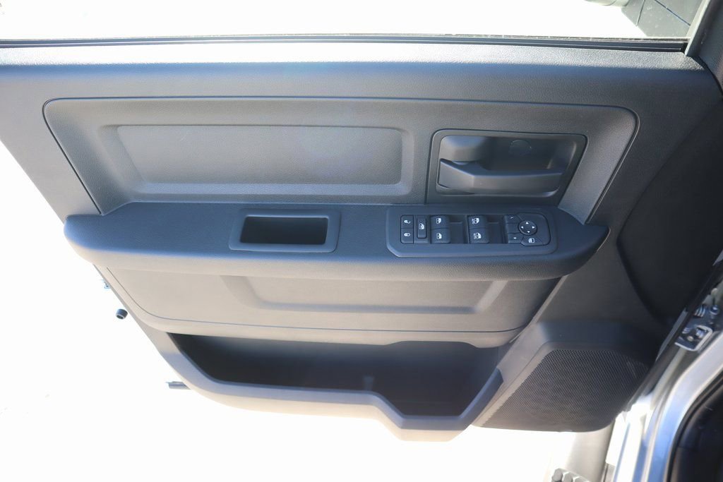 New 2026 RAM 3500 Tradesman image 15