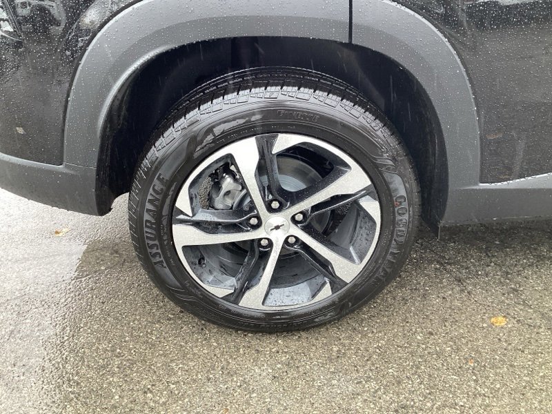 New 2026 Chevrolet Trax RS w/ Sunroof Package image 9