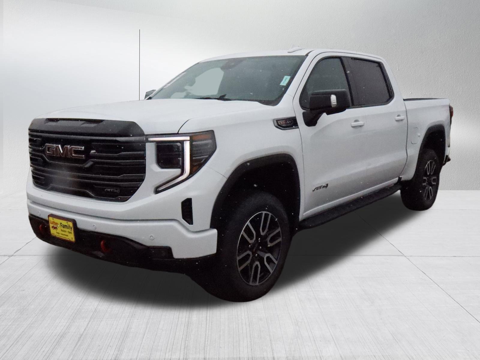 New 2026 GMC Sierra 1500 AT4 w/ AT4 Premium Package image 3