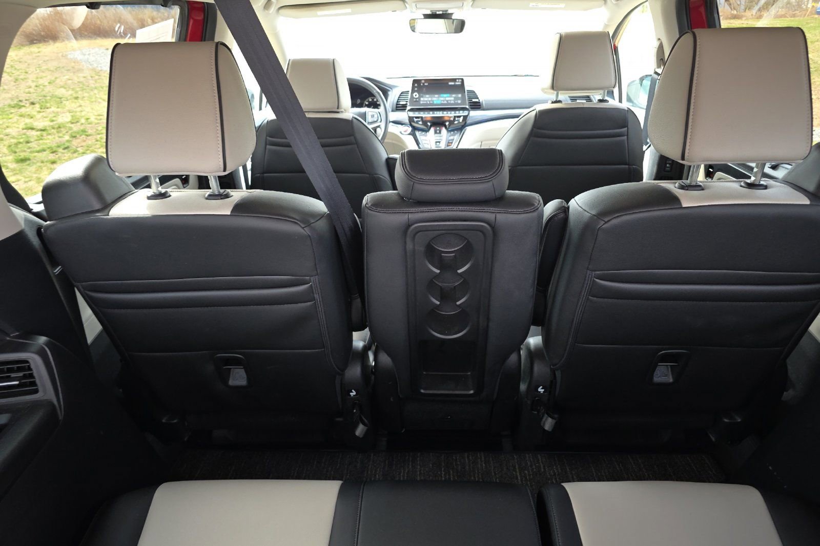 Used 2025 Honda Odyssey Elite image 40
