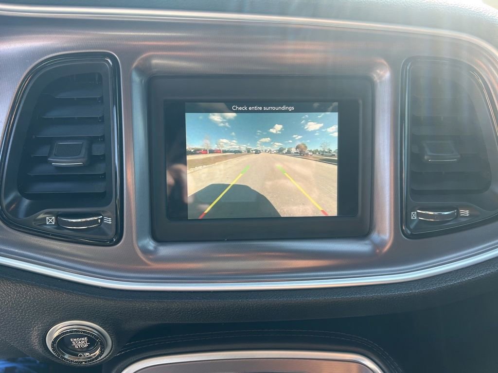 Used 2020 Dodge Challenger SXT RWD image 30