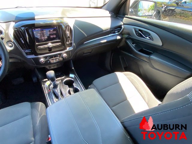Used 2023 Chevrolet Traverse LT FWD image 30