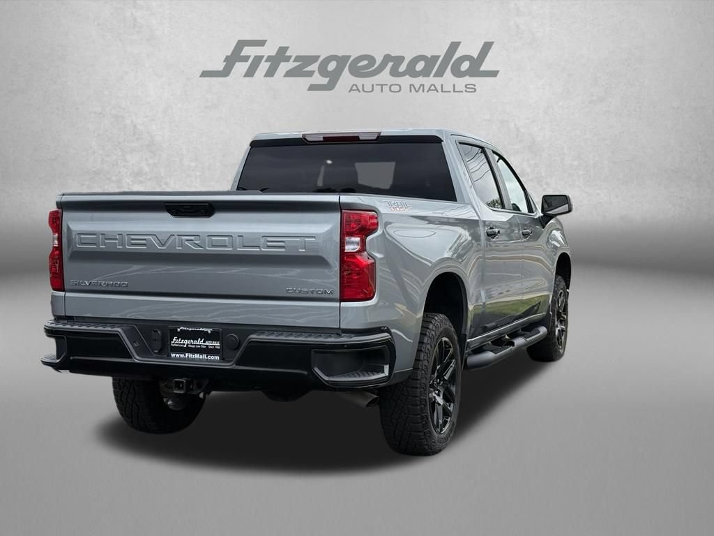 Used 2025 Chevrolet Silverado 1500 Custom Trail Boss AWD/4WD image 5