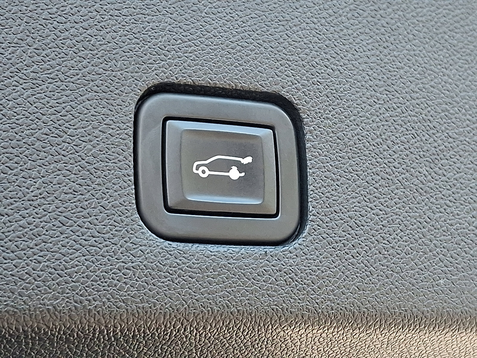 Certified 2022 Cadillac XT6 Premium Luxury w/ Technology Package image 29