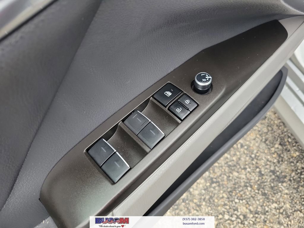 Used 2023 Toyota Camry XLE w/ Cold Weather Package image 18