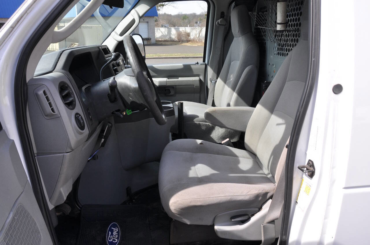 Used 2013 Ford E-250 and Econoline 250 RWD image 17