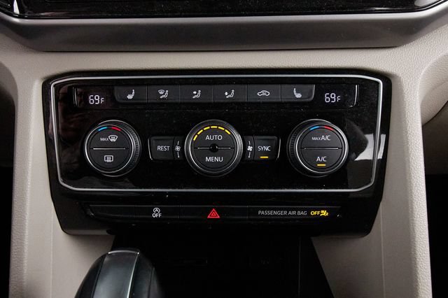 Used 2021 Volkswagen Atlas SEL w/ MDO Package (Bench Seat) AWD/4WD image 14