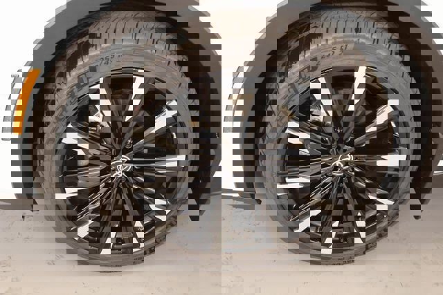 New 2026 Toyota Crown Platinum image 7