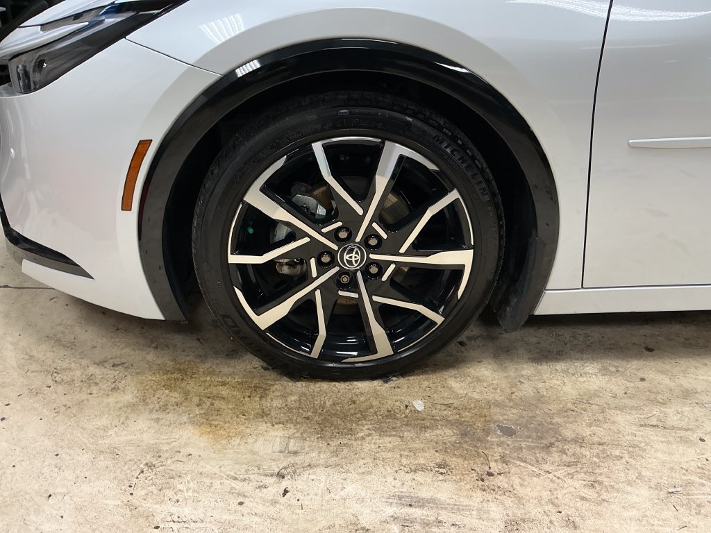 Certified 2024 Toyota Prius Prime Premium FWD image 8