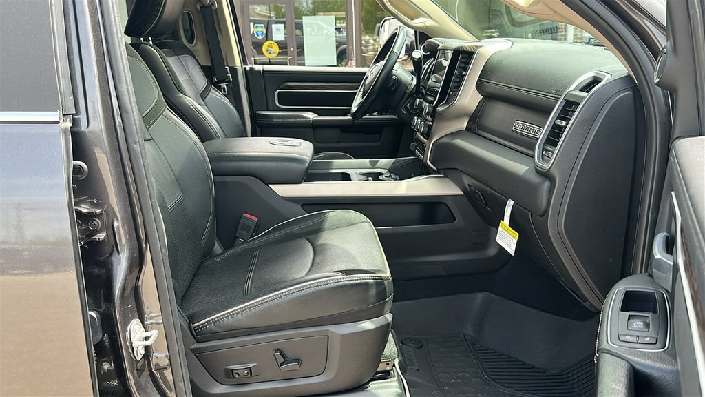 Used 2020 RAM 2500 Laramie AWD/4WD image 32