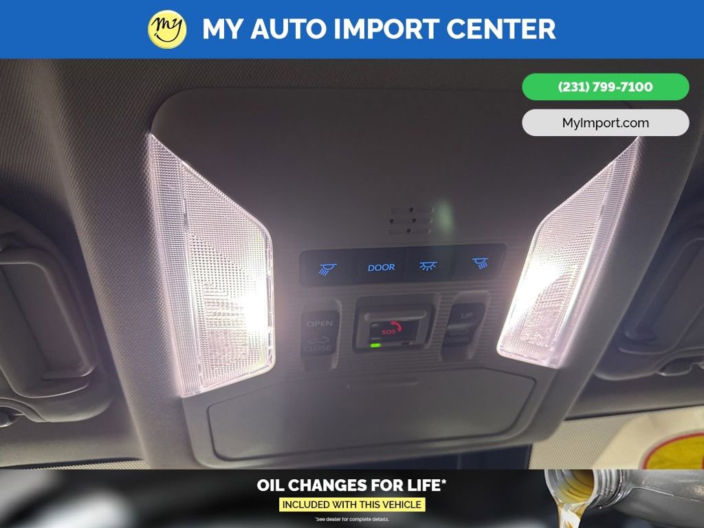 Used 2022 Toyota RAV4 XLE w/ Convenience Package image 24