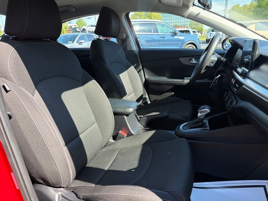 Certified 2021 Kia Forte LXS FWD image 10
