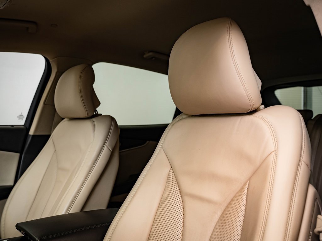 Used 2019 Lincoln Nautilus Select image 19