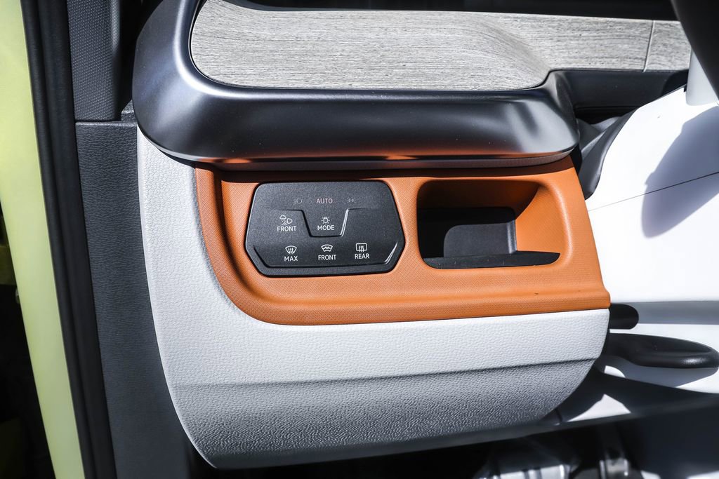 New 2025 Volkswagen ID. Buzz Pro S Plus image 19