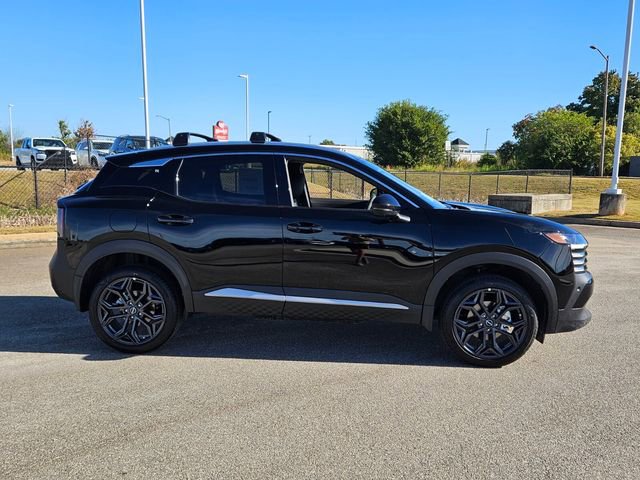 New 2026 Nissan Kicks SR image 15