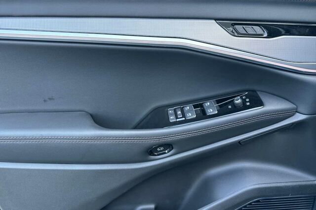 New 2025 Jeep Wagoneer Launch Edition image 8