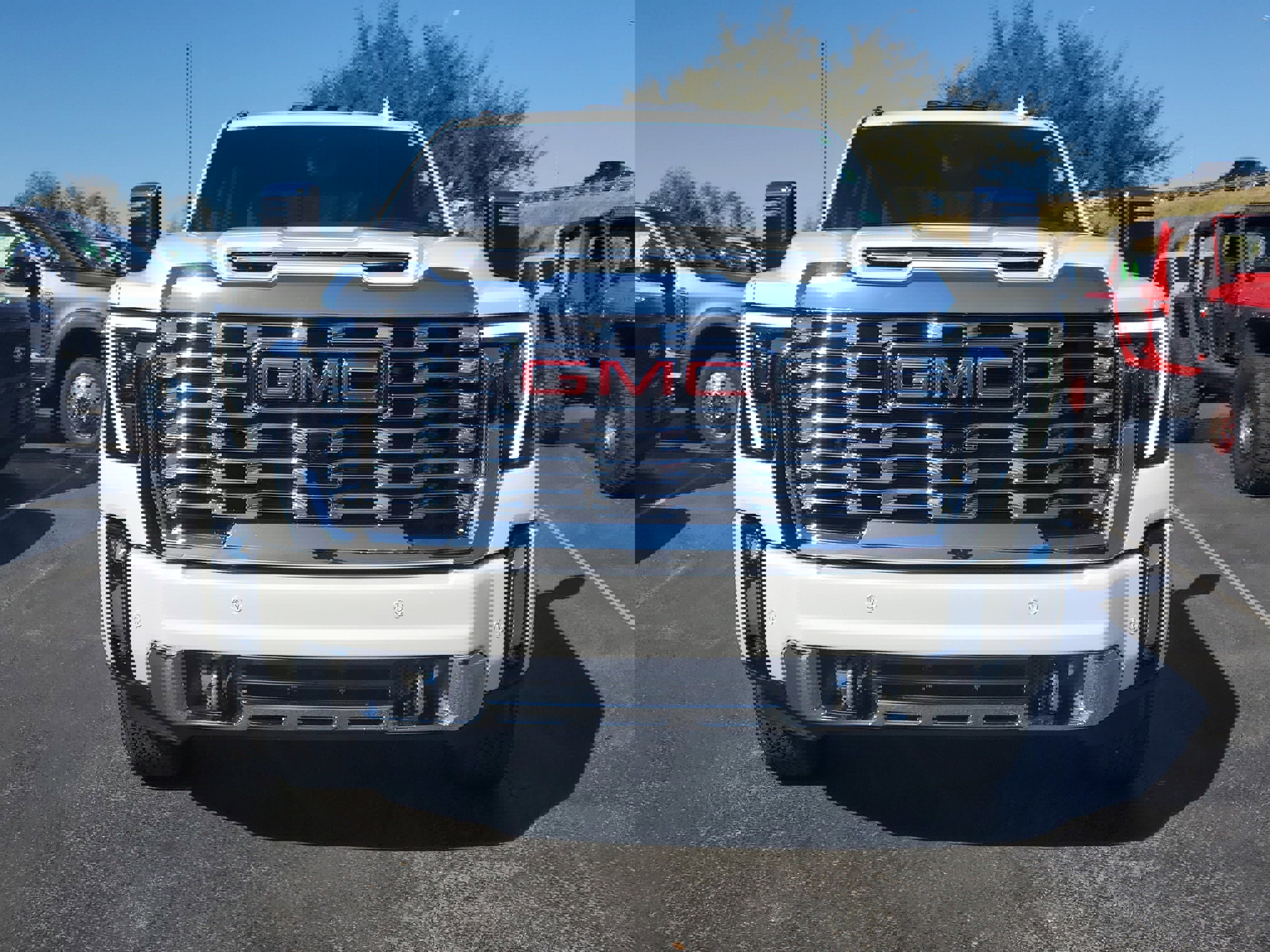 Used 2025 GMC Sierra 2500 Denali w/ Denali Reserve Package image 2