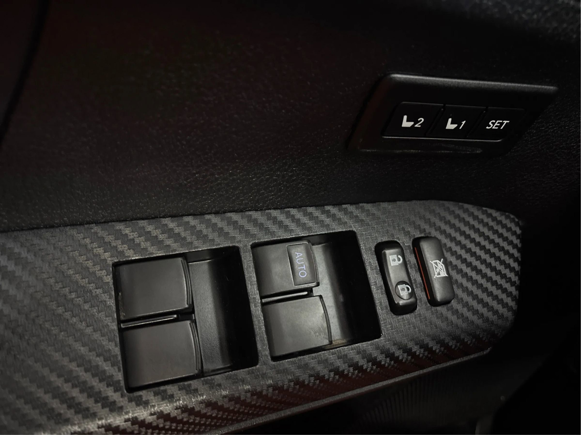 Used 2014 Toyota RAV4 Limited image 41