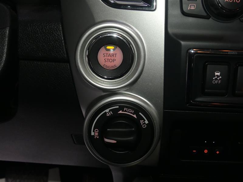 Used 2018 Nissan Titan PRO-4X AWD/4WD image 39