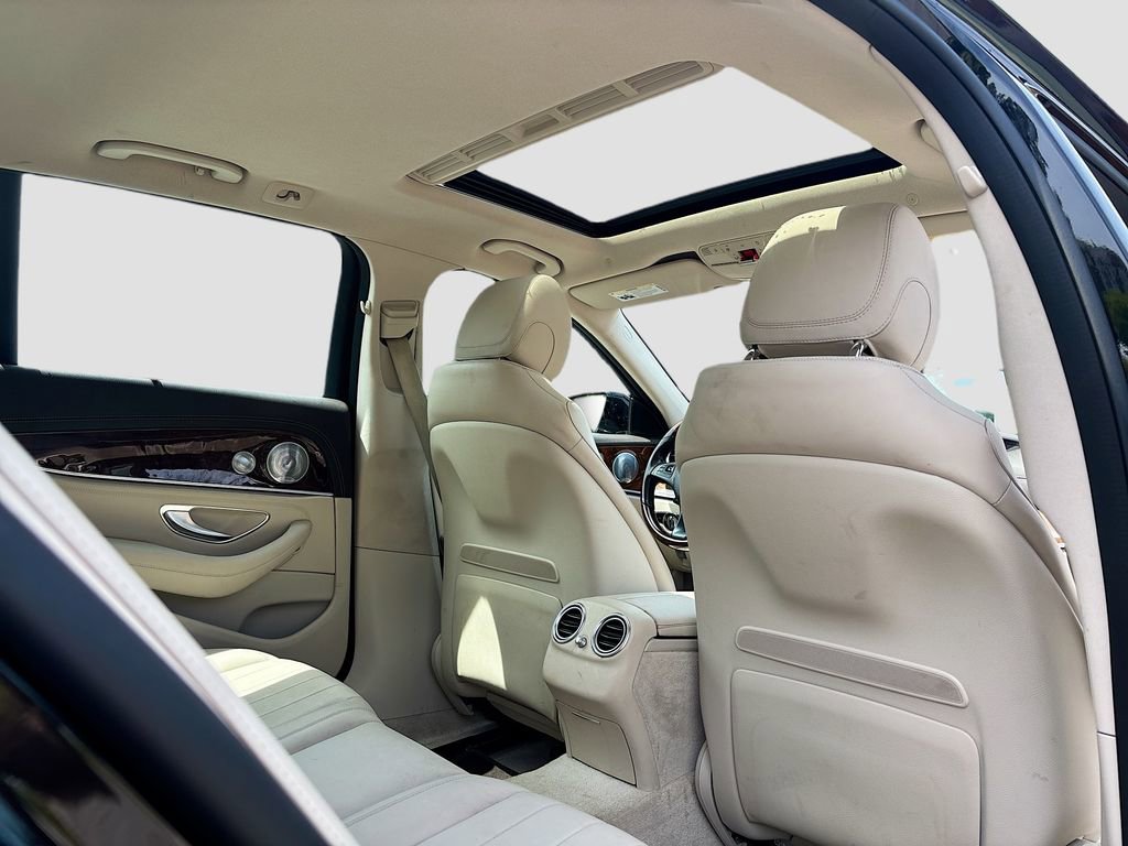 Used 2018 Mercedes-Benz E 400 4MATIC Wagon image 22
