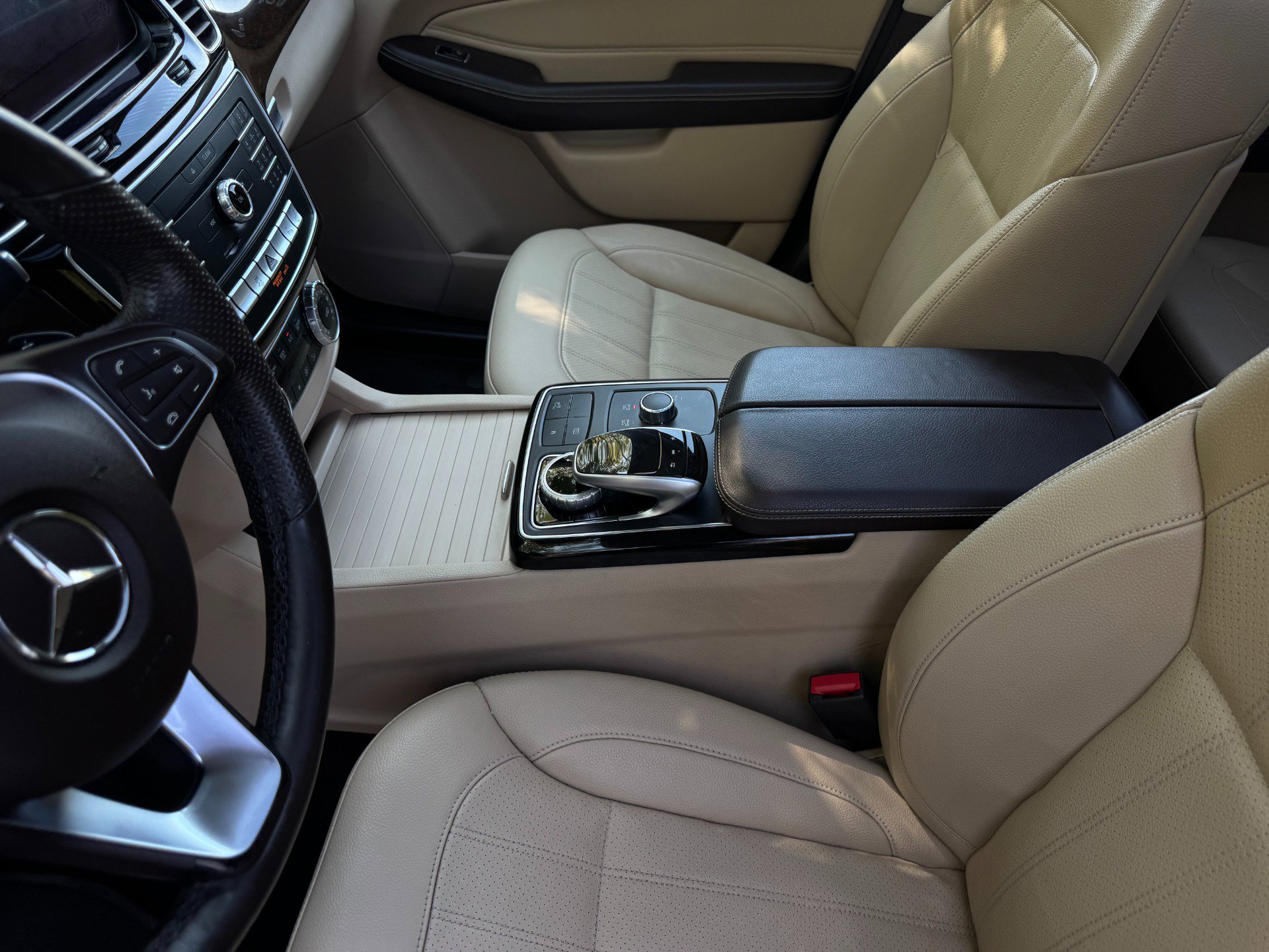 Used 2018 Mercedes-Benz GLE 350 4MATIC image 13