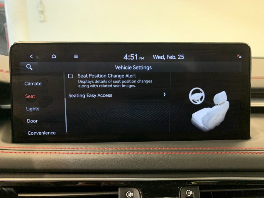 Used 2023 Genesis G70 2.0T w/ Sport Prestige Package image 32